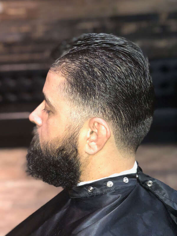 Gentleman’s Haircut Gentlemen Chambers Barber Parlor